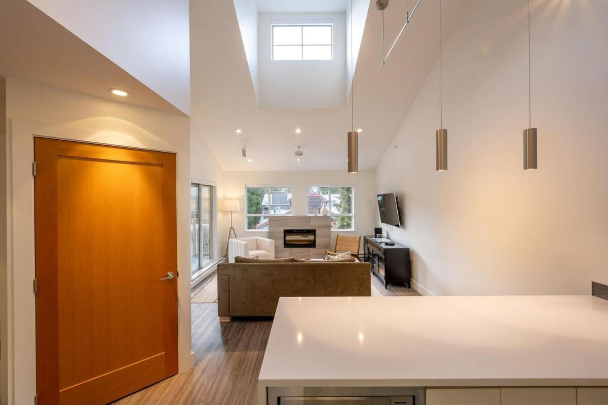 Apartment Tyndall Stone 316 By Outpost